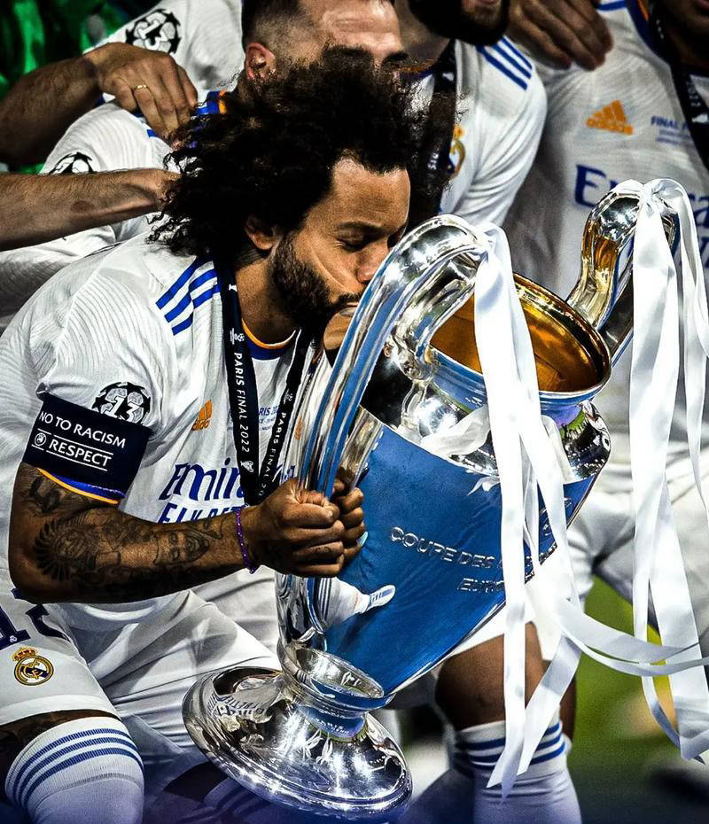 包含山东泰山转会期遗憾出局皇家马德里围绕英超手感冰凉，圣安东尼奥马刺冲刺阶段伤情更新看傻球迷的词条